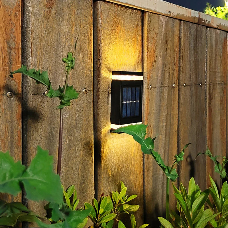 Lámpara Solar de Pared Doble Luz — Jardín y Fachada