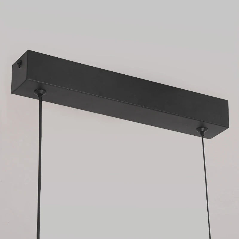 Lámpara Colgante LED de Arco — Comedor y Cocina